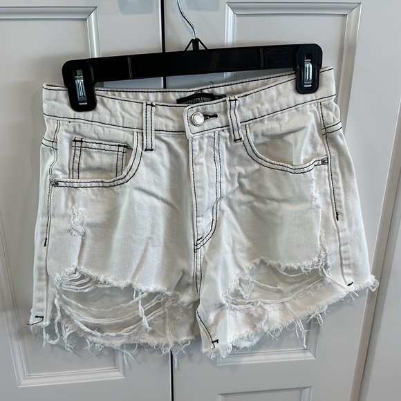 Adika Jean shorts - Picture 2 of 3